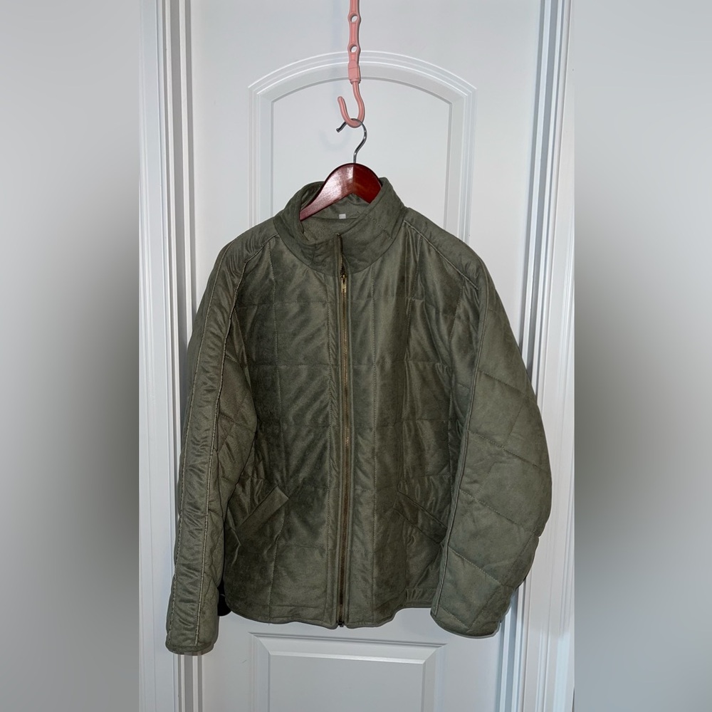 Women’s Olive Quilted Jacket